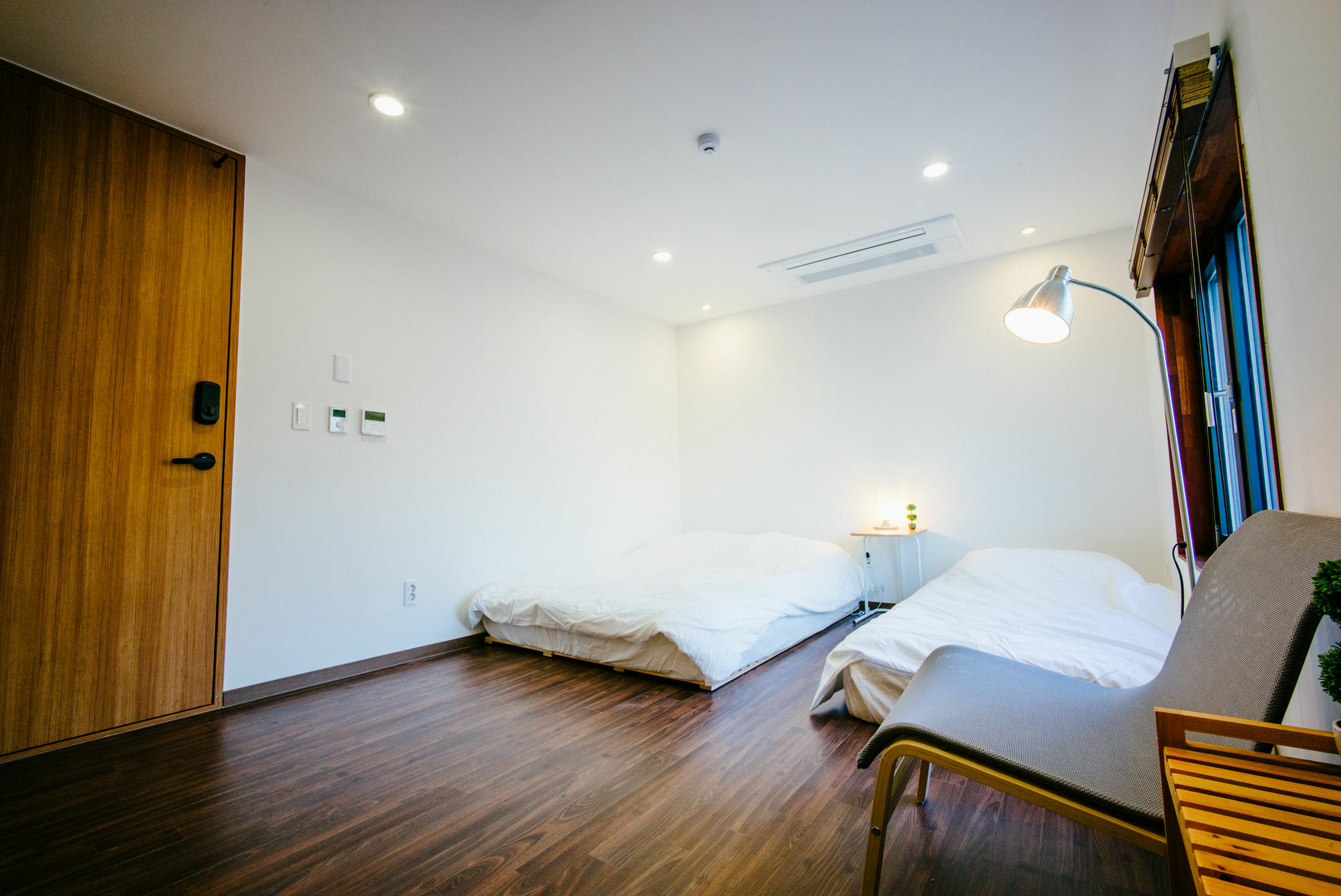 Morning Dew Guesthouse ปูซาน ภายนอก รูปภาพ